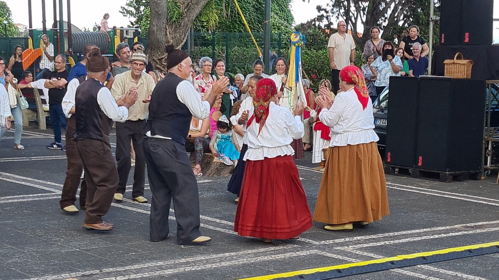 "Baile de São Lourenço": Grupo Romarias Antigas do Rochão (com vídeo)