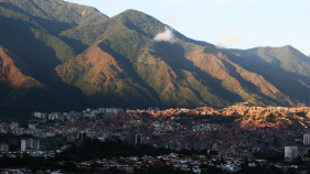 Apag&atilde;o deixa Caracas &agrave;s escuras