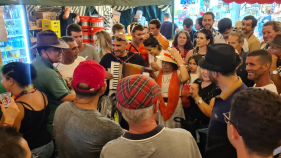 Aldora: a rainha do despique na Festa do Bom Jesus, em Ponta Delgada (v&iacute;deo)