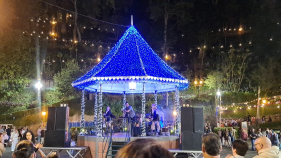 "Olaril&oacute;l&eacute; Olaril&oacute;l&eacute;i" no Arraial do Monte (v&iacute;deo)