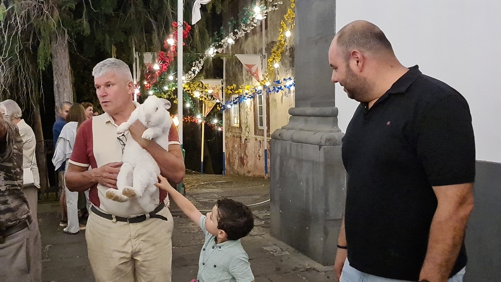 Coelho "orelhinhas" foi à Festa do Monte. Espreite o vídeo.