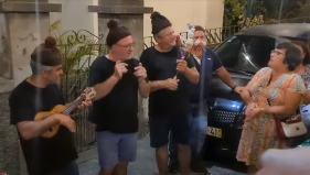 Grupo da Camacha ao despique no Arraial do Bom Jesus (v&iacute;deo)