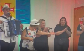 Aldora agradece noite do despique (v&iacute;deo)