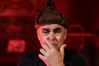 Décio Gonçalves lança música para ajudar a reconstruir Casa da Madeira